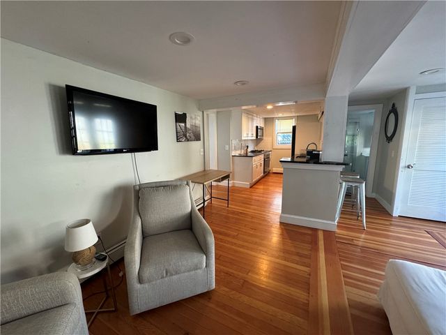 346 Spring Street, Newport, RI 02840