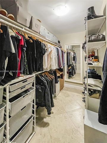 14500 SW 98th Ave, Miami, FL 33176