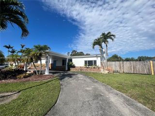 14500 SW 98th Ave, Miami, FL 33176