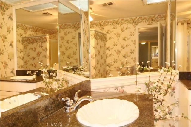 73450 Country Club 208, Palm Desert, CA 92260