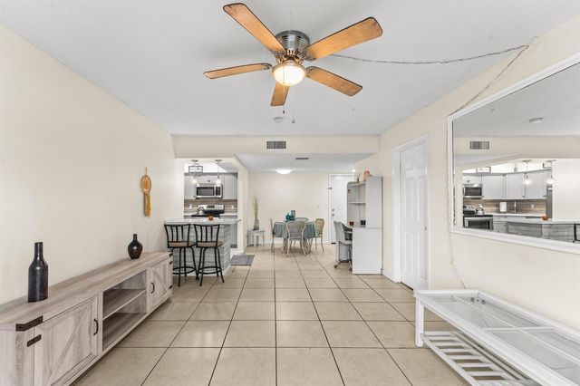 950 S Kanner Highway C-10, Stuart, FL 34994