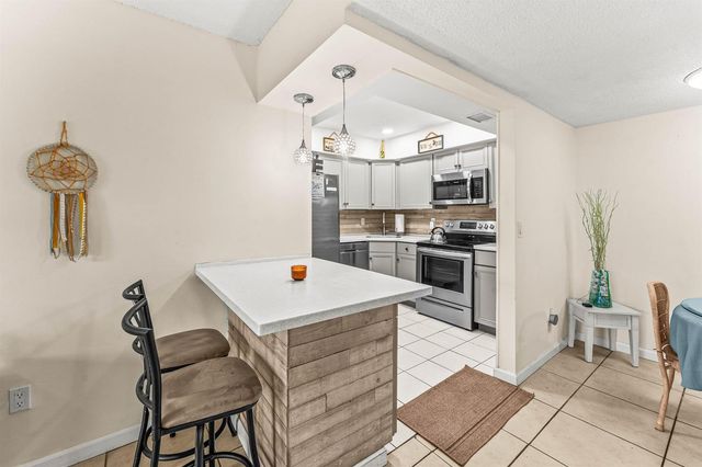 950 S Kanner Highway C-10, Stuart, FL 34994