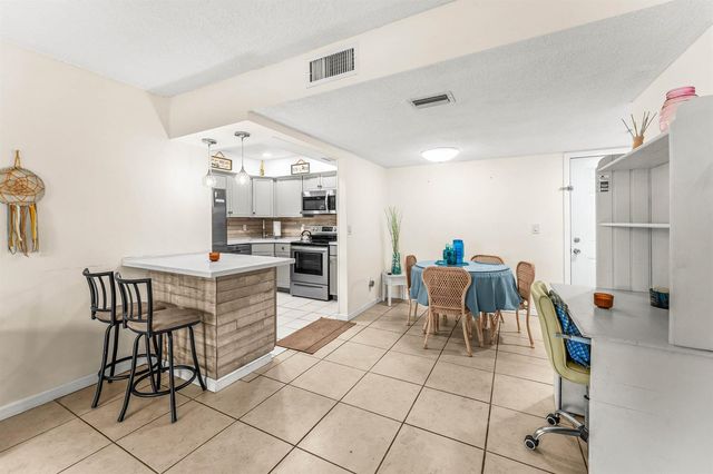 950 S Kanner Highway C-10, Stuart, FL 34994