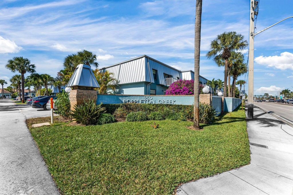 950 S Kanner Highway C-10, Stuart, FL 34994