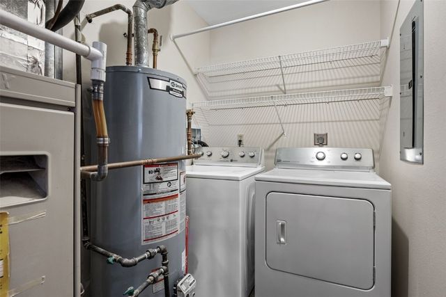 4545 Westchester Dr. Drive NE D, Cedar Rapids, IA 52402