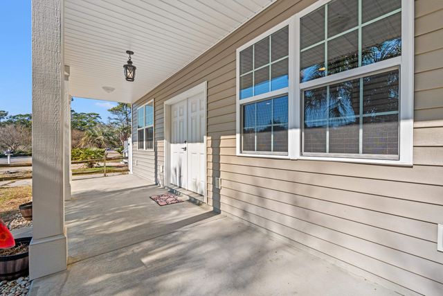 94 Oak Dr. S, North Myrtle Beach, SC 29582