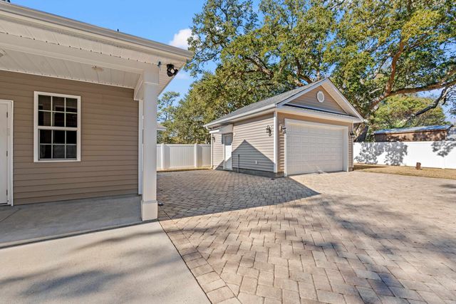 94 Oak Dr. S, North Myrtle Beach, SC 29582