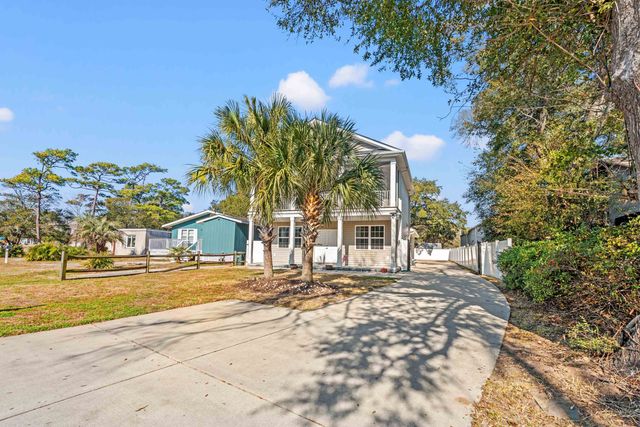 94 Oak Dr. S, North Myrtle Beach, SC 29582