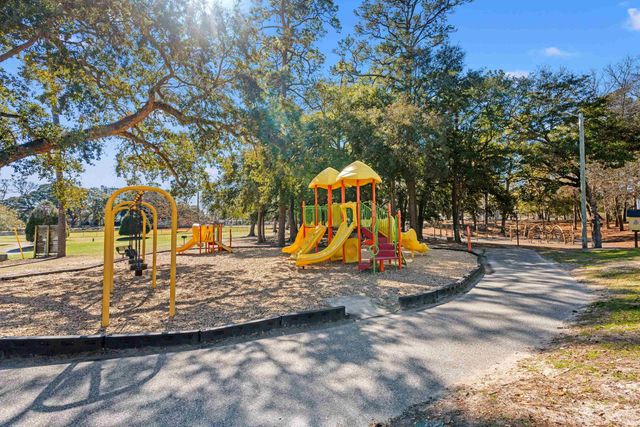 94 Oak Dr. S, North Myrtle Beach, SC 29582