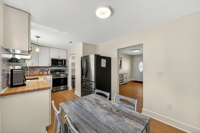 908 King Richard Drive, Charleston, SC 29407