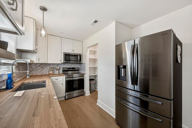 908 King Richard Drive, Charleston, SC 29407