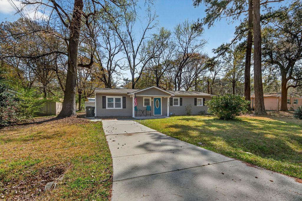 908 King Richard Drive, Charleston, SC 29407