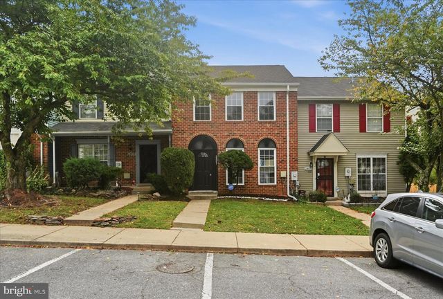 2807 RED OAK LN, Lanham, MD 20706