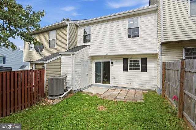 2807 RED OAK LN, Lanham, MD 20706