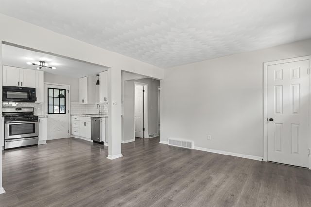3276 Lombard Street Sw, Grandville City, MI 49418