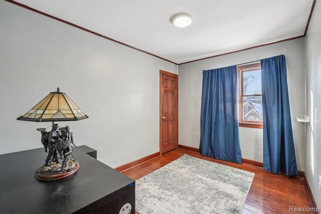 15418 Oceana Avenue, Allen Park, MI 48101