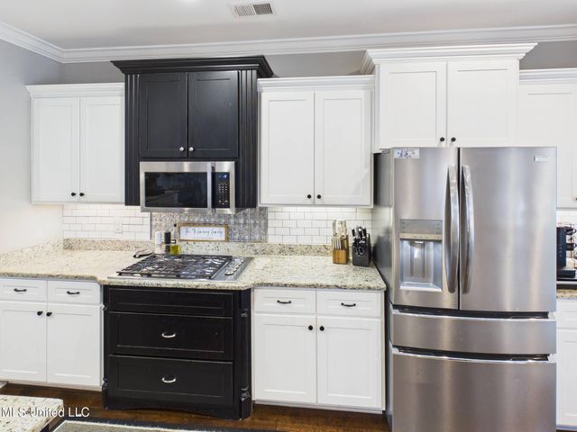 1108 Merloun Drive, Olive Branch, MS 38654