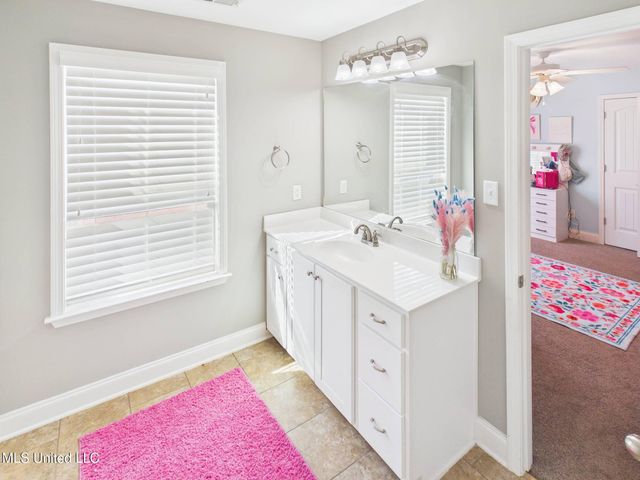 1108 Merloun Drive, Olive Branch, MS 38654