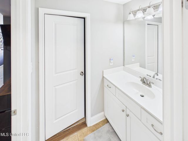 1108 Merloun Drive, Olive Branch, MS 38654