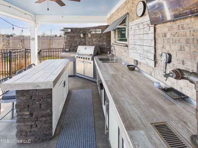 1108 Merloun Drive, Olive Branch, MS 38654