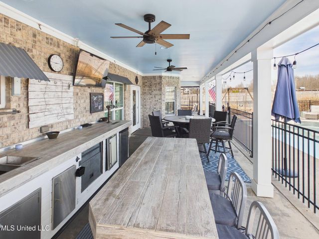 1108 Merloun Drive, Olive Branch, MS 38654