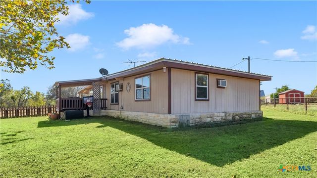 1415 Bee Lane, Tow, TX 78672