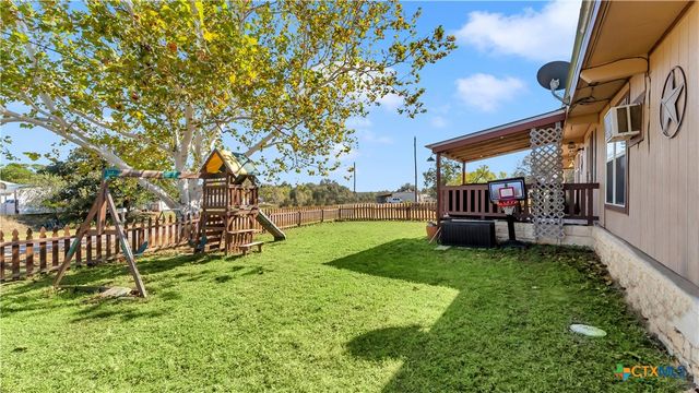 1415 Bee Lane, Tow, TX 78672