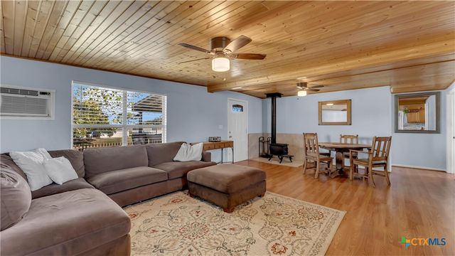 1415 Bee Lane, Tow, TX 78672