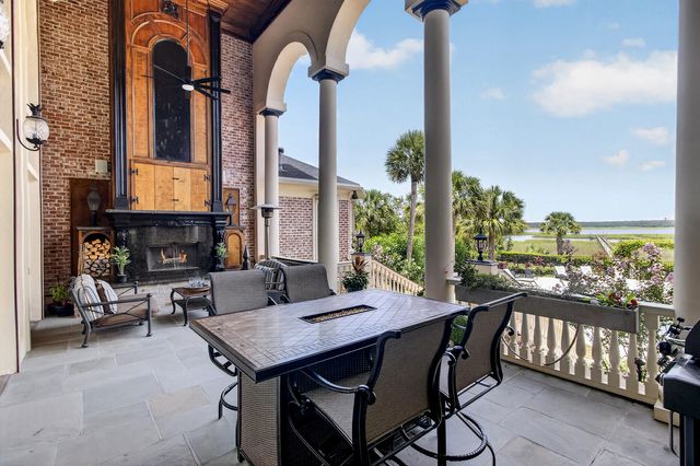 4145 Colonel Vanderhorst Circle, Mount Pleasant, SC 29466
