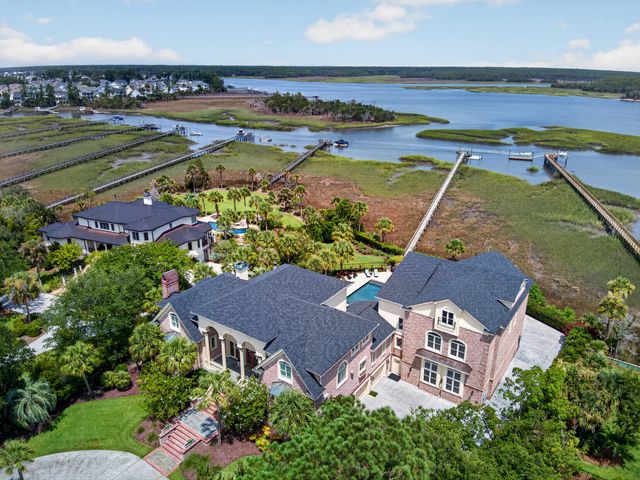 4145 Colonel Vanderhorst Circle, Mount Pleasant, SC 29466
