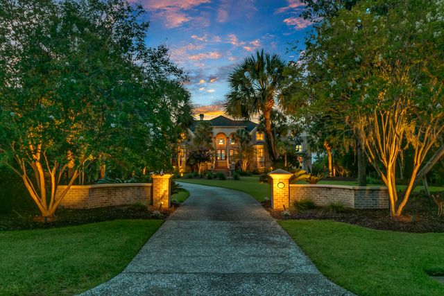 4145 Colonel Vanderhorst Circle, Mount Pleasant, SC 29466