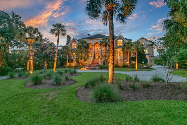 4145 Colonel Vanderhorst Circle, Mount Pleasant, SC 29466