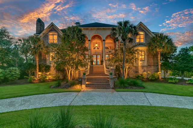 4145 Colonel Vanderhorst Circle, Mount Pleasant, SC 29466