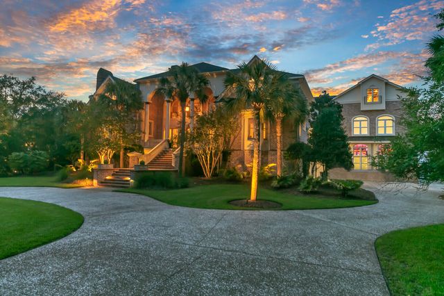 4145 Colonel Vanderhorst Circle, Mount Pleasant, SC 29466