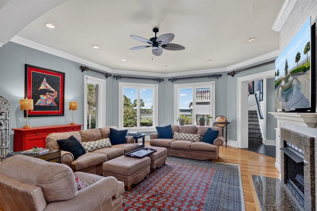 4145 Colonel Vanderhorst Circle, Mount Pleasant, SC 29466