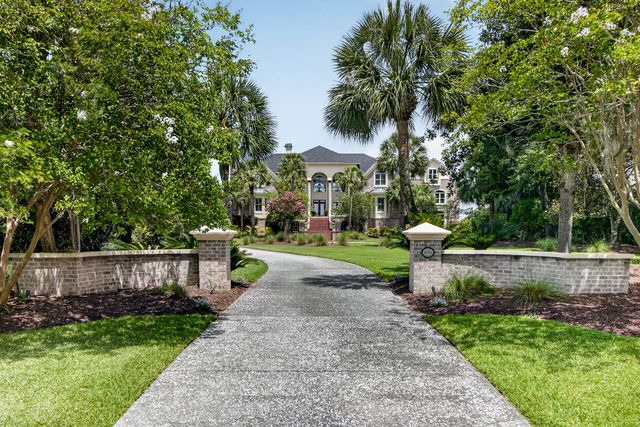4145 Colonel Vanderhorst Circle, Mount Pleasant, SC 29466