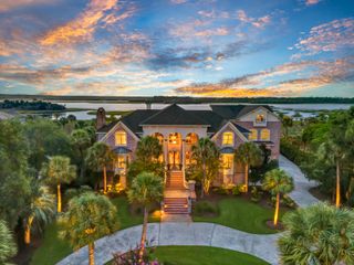 4145 Colonel Vanderhorst Circle, Mount Pleasant, SC 29466