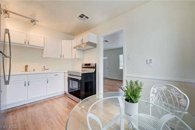 20 Laswell Street, Henderson, NV 89015