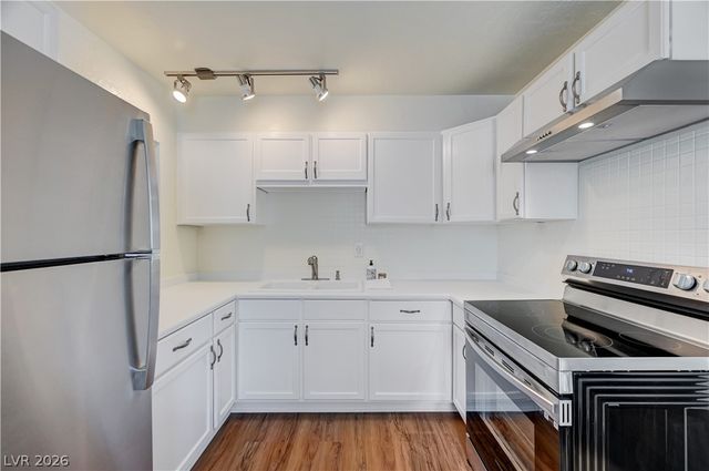 20 Laswell Street, Henderson, NV 89015