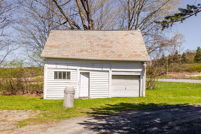 1569 Hoosick Road, Brunswick, NY 12180