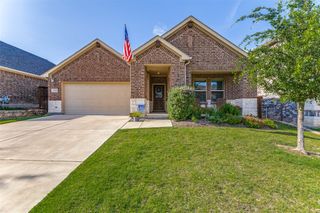 209 Kirwin Drive, Fort Worth, TX 76131