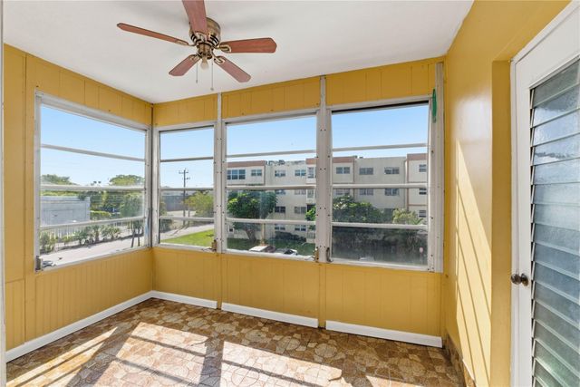 4044 NW 19th Street 303, Lauderhill, FL 33313