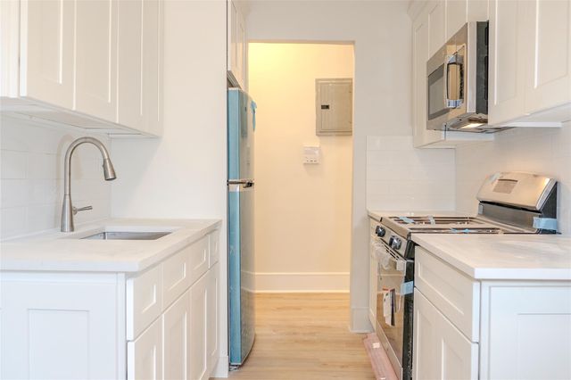 155-17 Sanford Avenue 1B, Flushing, NY 11355