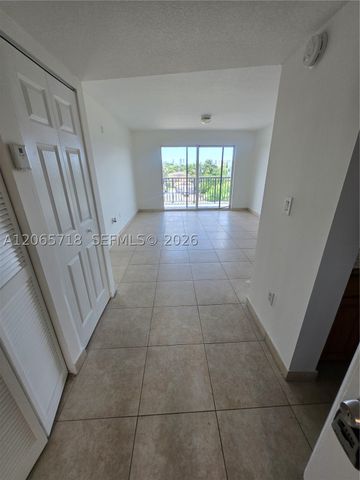 2647 NW 25th Ave 511, Miami, FL 33142