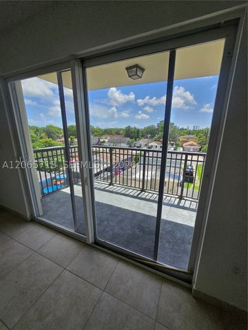 2647 NW 25th Ave 511, Miami, FL 33142
