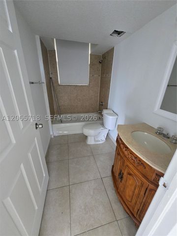 2647 NW 25th Ave 511, Miami, FL 33142