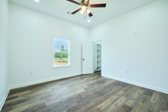 4007 Creek Top, Bauxite, AR 72011