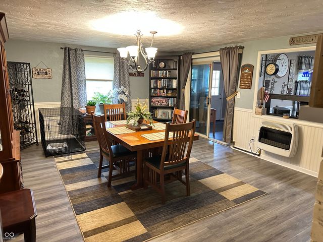 2120 Kitchen Drive, Anderson, IN 46017