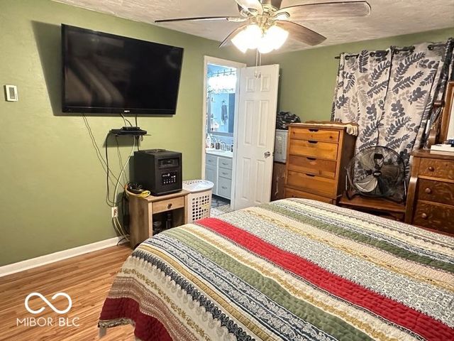 2120 Kitchen Drive, Anderson, IN 46017