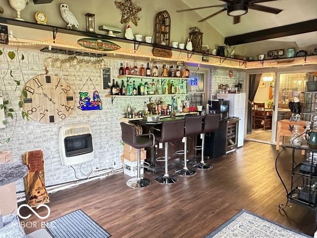 2120 Kitchen Drive, Anderson, IN 46017